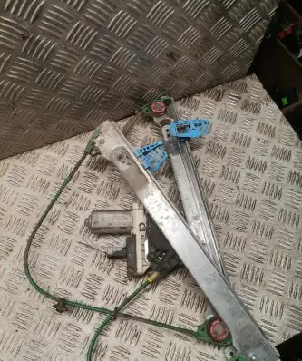 Front door window regulator with motor