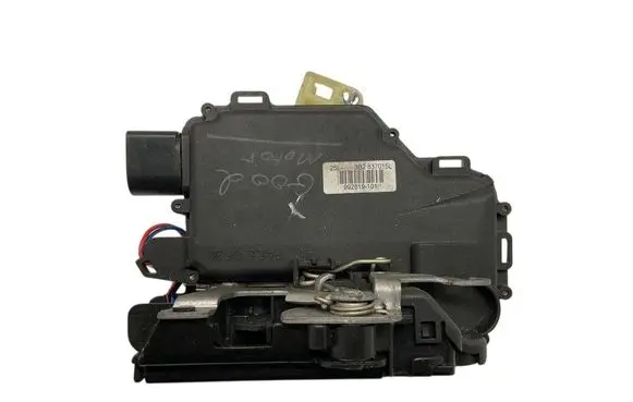 Skoda Superb B5 (3U) Front door lock 3B2837015L 992619101