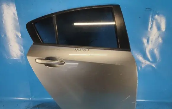 Mazda 3 II Front door BBY47202X