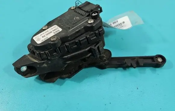Renault Kangoo I Accelerator throttle pedal 6PV00811924 IMPRK1536969