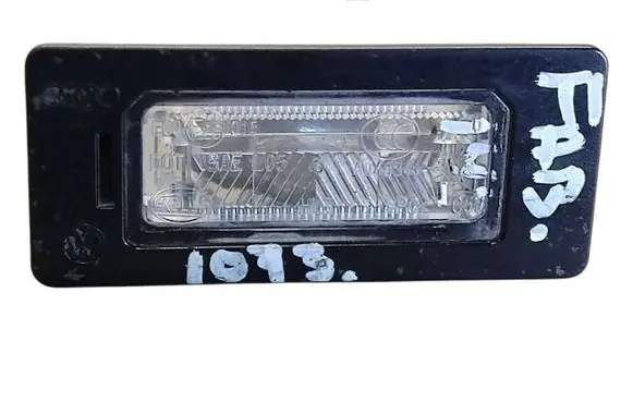 Skoda Fabia Mk2 (5J) Number plate light 8T0943021