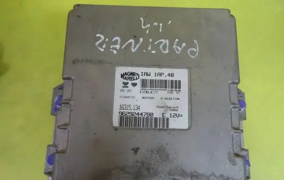 Citroen Berlingo Engine control unit/module IAW1AP40 IAW1AP.40 16315.134