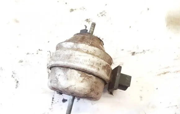 Audi A6 S6 C4 4A Engine mount bracket 4b01997379e
