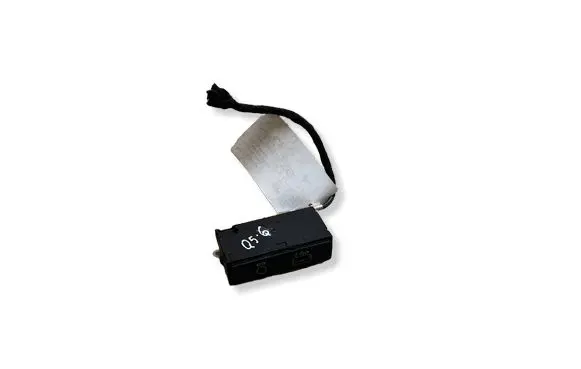 Audi Q5 SQ5 AUX in-socket connector 8W0035708