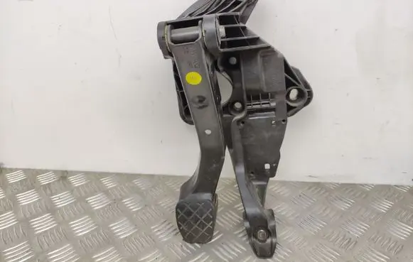 Volkswagen Polo V 6R Brake pedal 6C1721058D