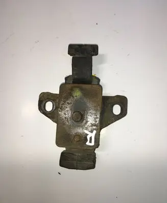 Toyota Hilux (AN10, AN20, AN30) Engine mount bracket 123610L030
