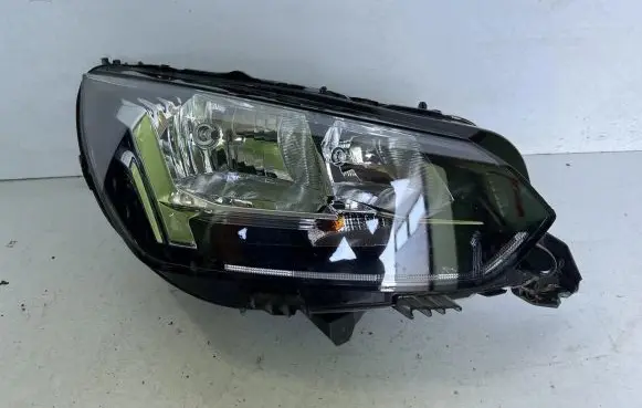 Peugeot 208 Headlight/headlamp 9823193880