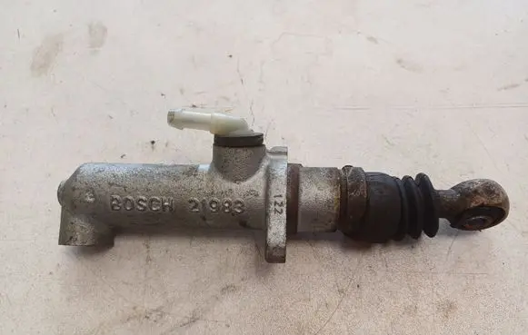 Alfa Romeo 166 Clutch master cylinder 
