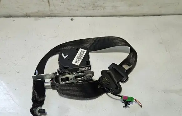 Chevrolet Epica Front seatbelt 34010076