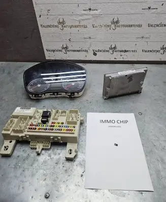 Ford Focus C-MAX Engine ECU kit and lock set 6M5112A650 F1ZG73AMX7QB 6m5t14014