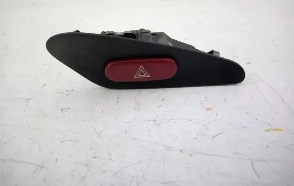 Peugeot 406 Hazard light switch