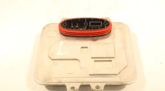 Opel Insignia A Voltage converter/converter module 5DV00993200