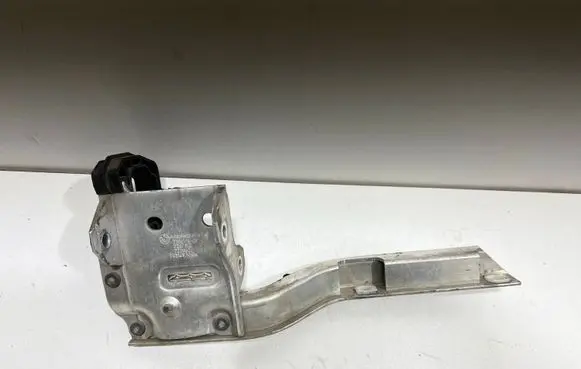 BMW 5 F10 F11 Radiator support slam panel 7186514 7207152 7211162