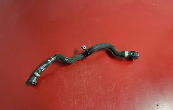 BMW X1 U11 Engine coolant pipe/hose 5A0C5A9