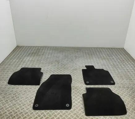Skoda Kodiaq II Car floor mat set 5LC863011B
