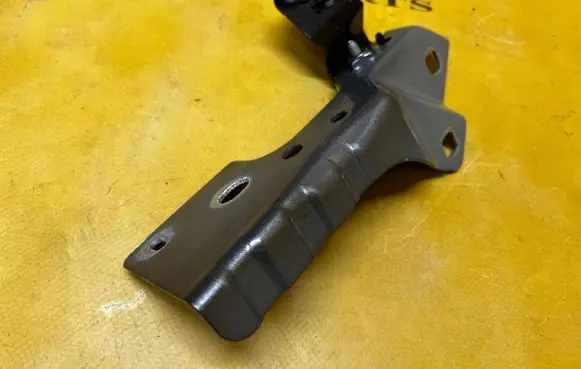 Renault Espace VI Fender mounting bracket 625643248R