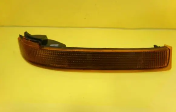 Pontiac Trans Sport Front indicator light 16520128