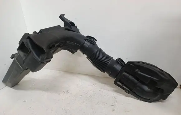 Peugeot 208 I Intake resonator 9672709380 PSA4303 105588SS