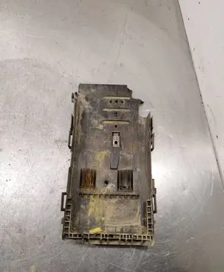 Battery box tray