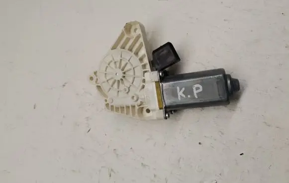Mercedes-Benz S AMG W222 Front door window regulator motor A55383
