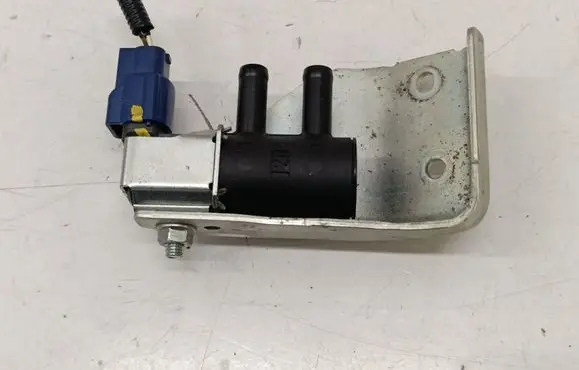 Renault Arkana Turbo solenoid valve 149214PM0B
