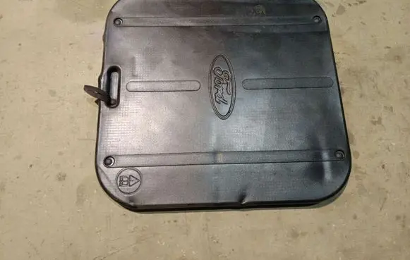 Ford Mondeo Mk III Trunk/boot mat liner 1S71N11578AF