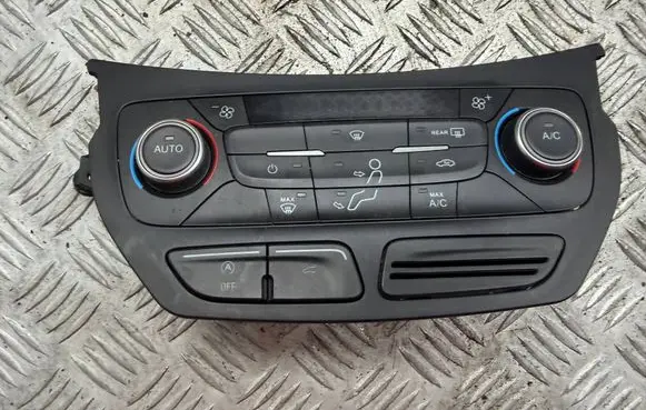 Ford Kuga II Climate control unit GJ5T18C612AG