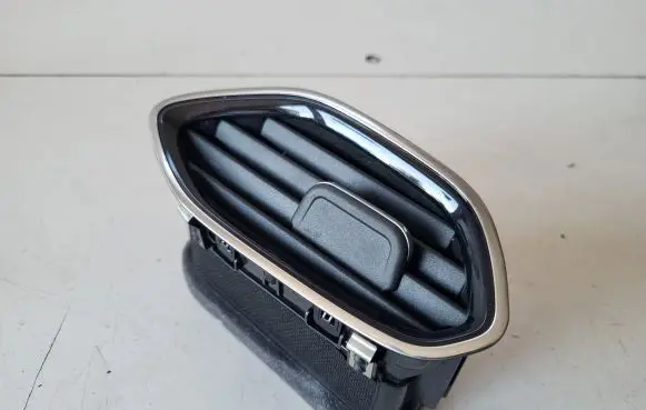 Opel Crossland X Dashboard side air vent grill/cover trim 13487186