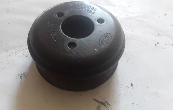 Land Rover Discovery 3 - LR3 Water pump pulley 4H2Q8610BC PQS500280 4GM321H