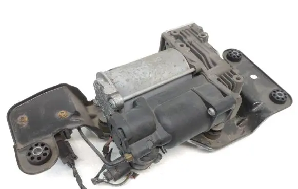 BMW X5 E70 Air suspension compressor/pump 6859714 37226859714 861490