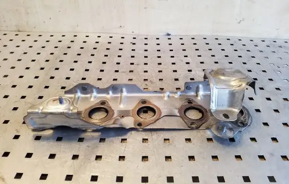 Heat shield in engine bay