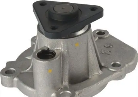Hyundai Coupe Water pump J1510546