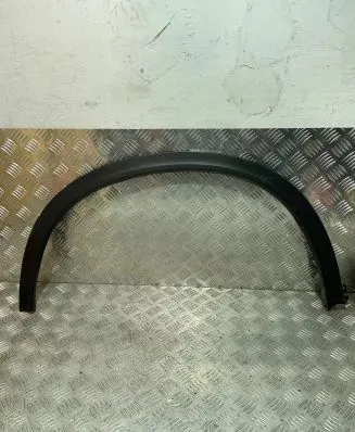 Suzuki Vitara (LY) Rear arch trim 77521-54P0