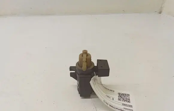 Opel Insignia A Turbo solenoid valve 55573362