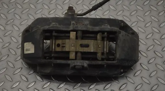 Ford Mustang VI Front brake caliper