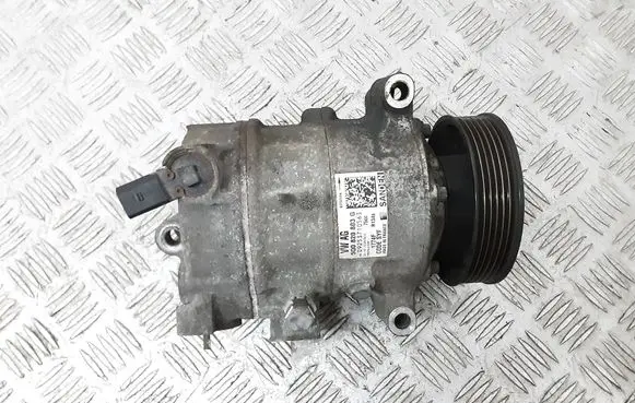 Volkswagen Golf VII Air conditioning (A/C) compressor (pump) 5Q0820803G