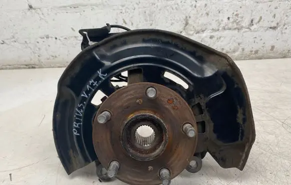 Toyota Prius+ (ZVW40) Front wheel hub F470L