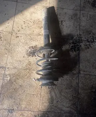BMW 5 E39 Front shock absorber/damper