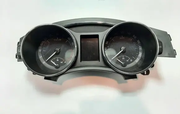 Skoda Superb B6 (3T) Speedometer (instrument cluster) 3T1920841K
