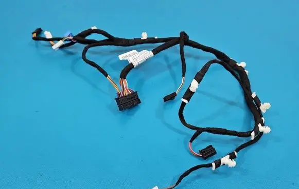 BMW iX1 Front door wiring loom 5A4371901 IMPRK1570940