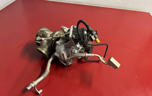 BMW X5 G05 Turbo 8681198 MGT226D 5A01D10