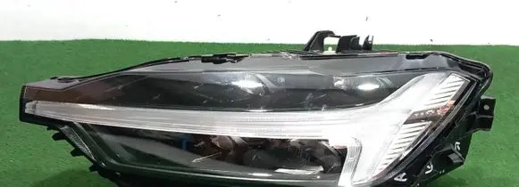Volvo XC60 Headlight/headlamp 32404705