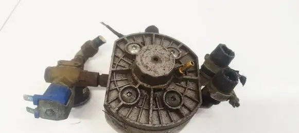 Toyota Highlander XU40 LP gas reducer 13146103