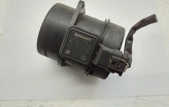 Mercedes-Benz C W204 Mass air flow meter A6510900248 5WK97817 037021283