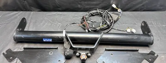 Toyota Hilux VIII Tow bar set 55R0110893 85033068 55R01966502