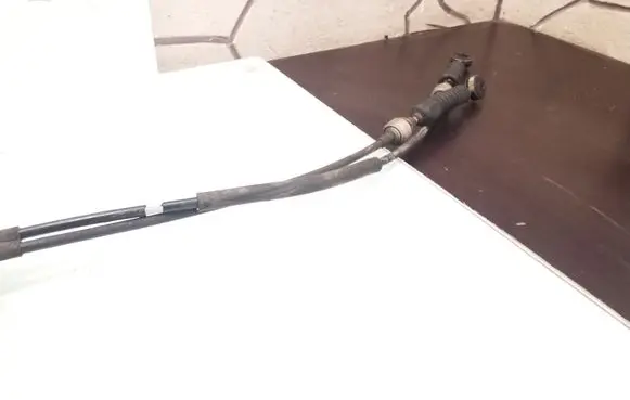 Volvo V70 Gear shift cable linkage