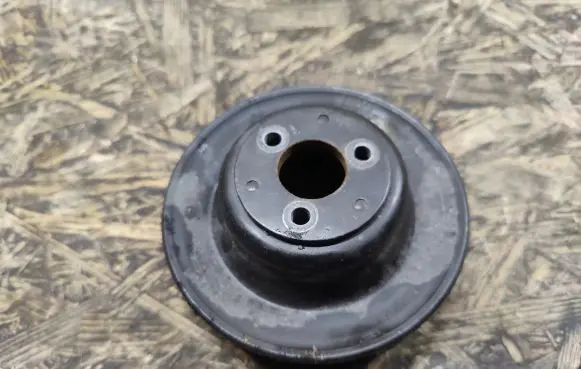 Jaguar XK8 - XKR Water pump pulley XW938509AB