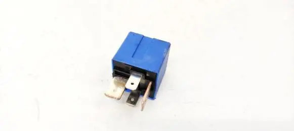 Renault Twingo II Other relay 8200351488 22204040