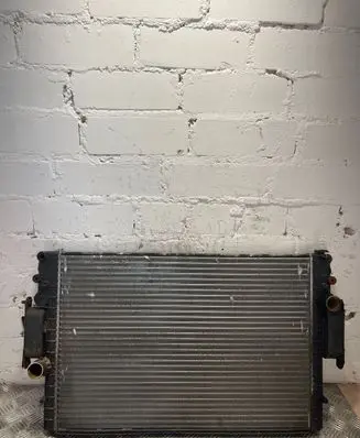 Iveco Daily 30.8 - 9 Coolant radiator