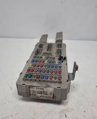 Hyundai Santa Fe Fuse module 919502B400 1005C16064 2B0400512190009